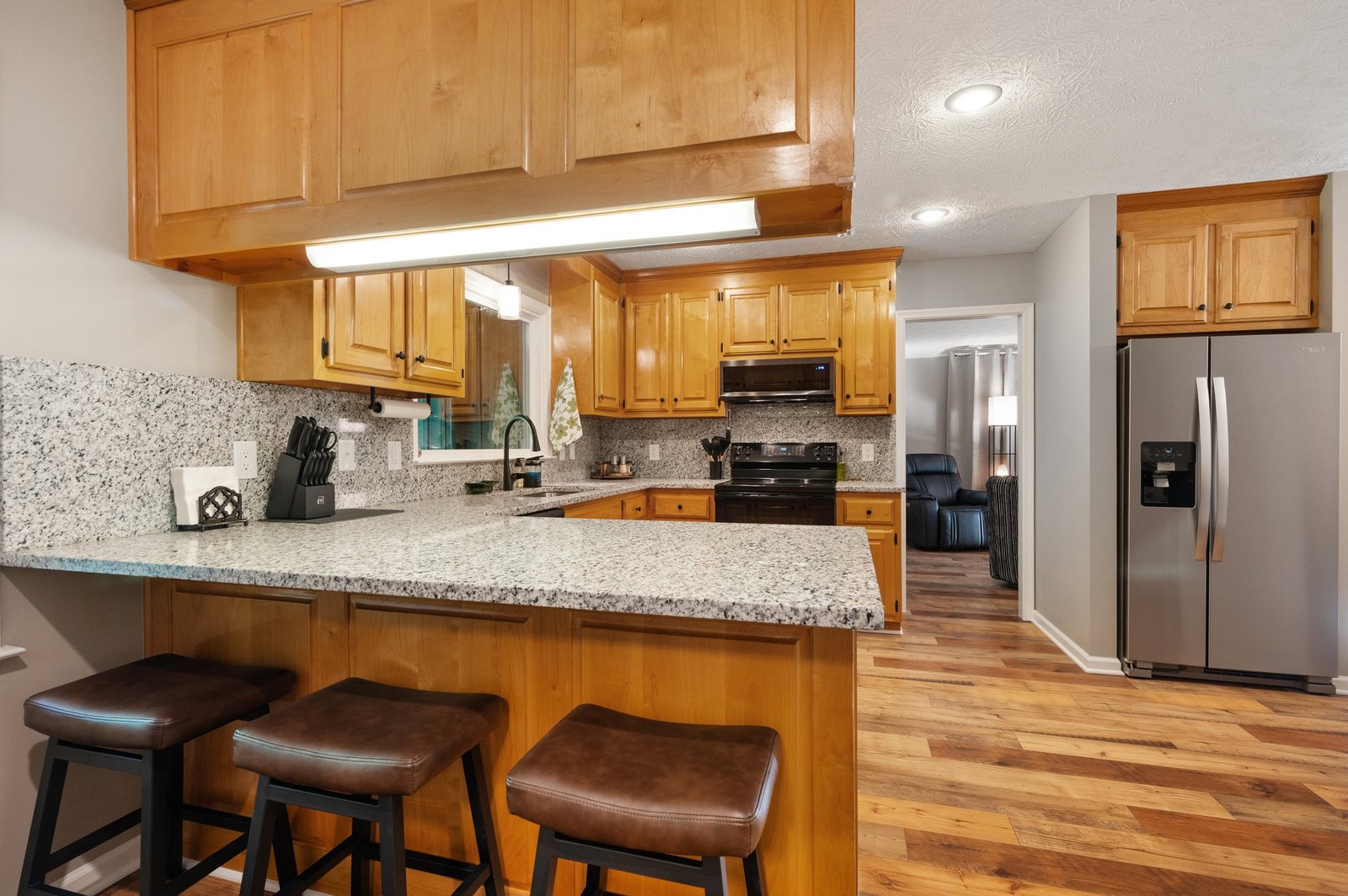 12-web-or-mls-3058-moonlight-rd