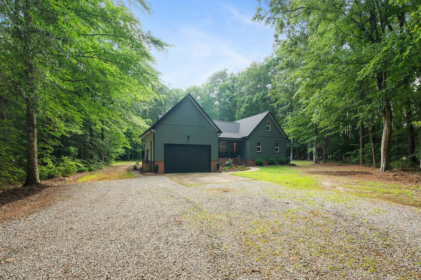 2-web-or-mls-3058-moonlight-rd