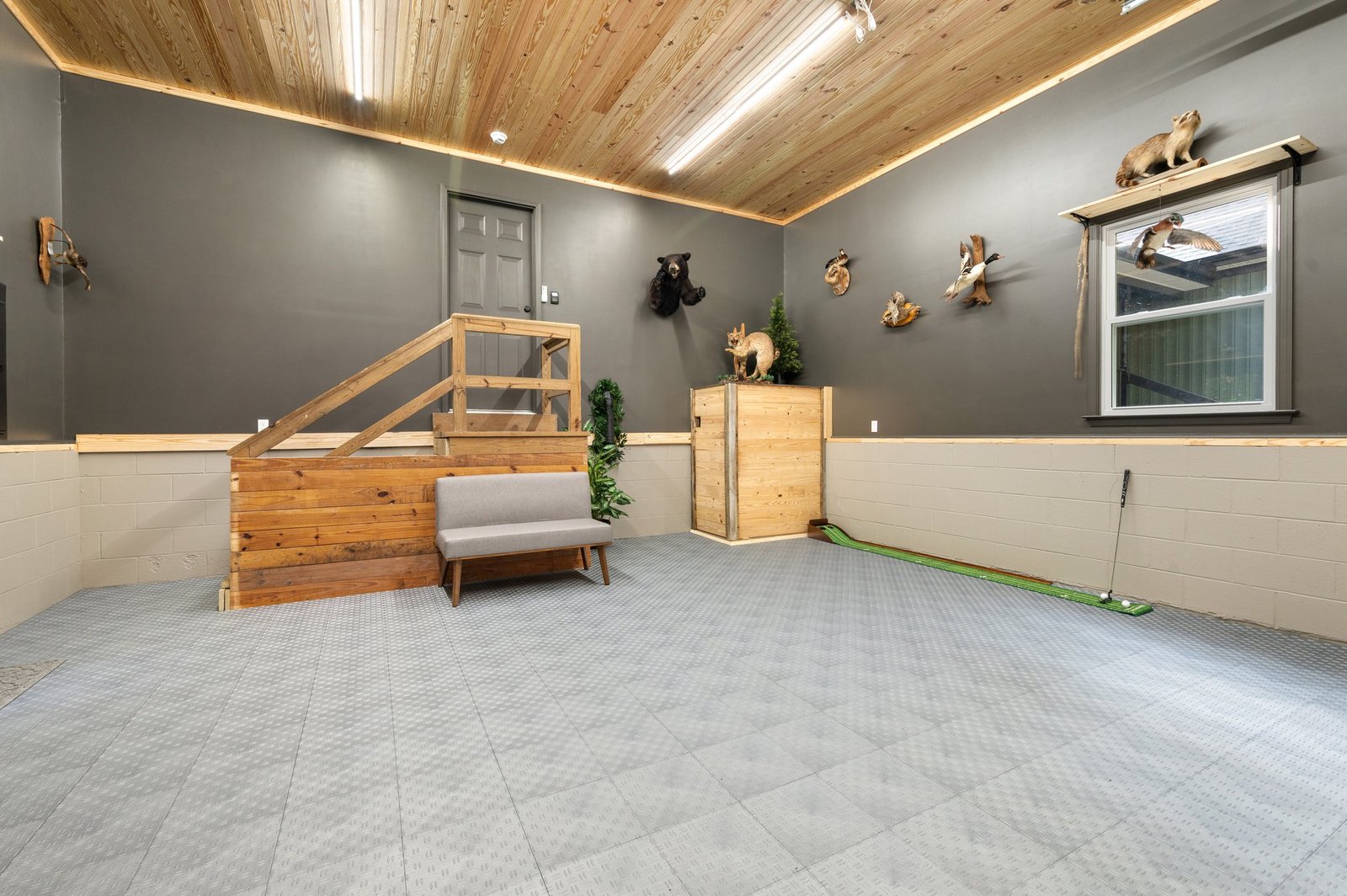 25-web-or-mls-3058-moonlight-rd