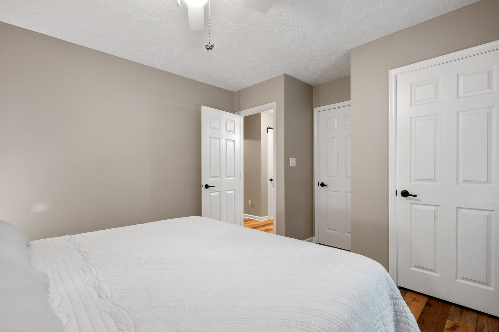 32-web-or-mls-3058-moonlight-rd