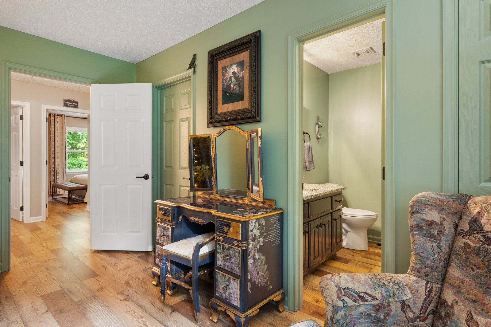 35-web-or-mls-3058-moonlight-rd