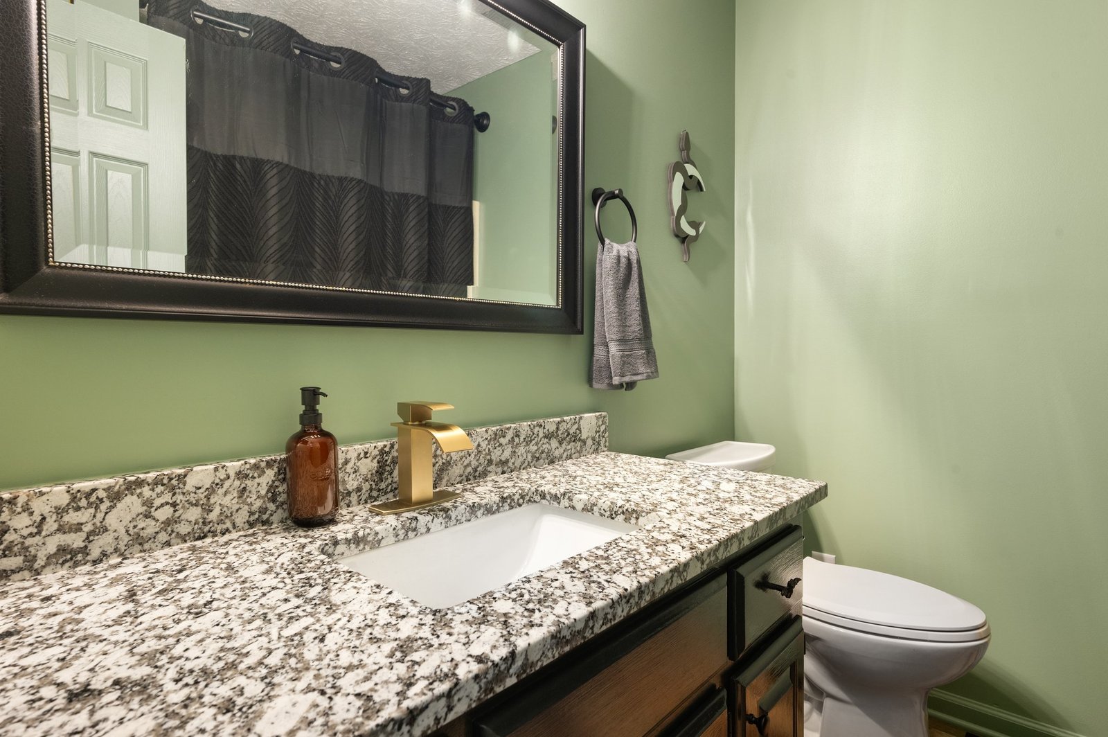 Weeping Willow Room - Moonlight Retreat, Smithfield, VA Accommodations