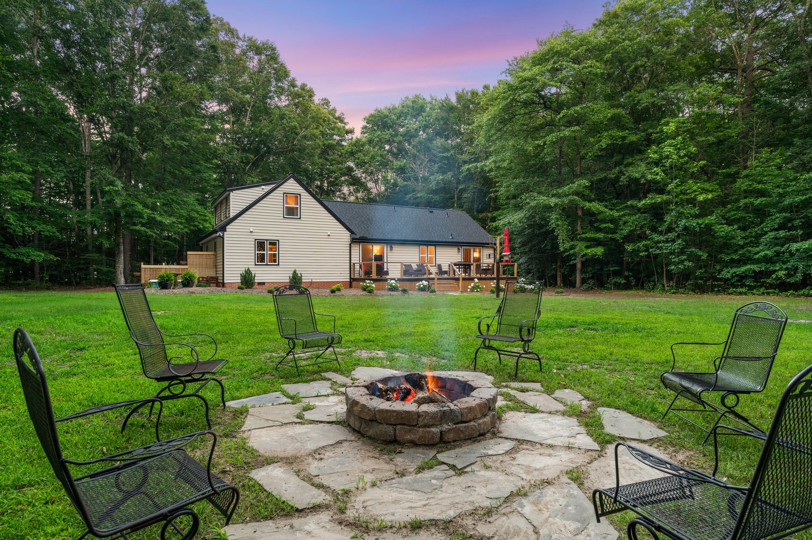 49-web-or-mls-3058-moonlight-rd